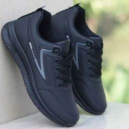 Men's Shoes New Autumn and Winter Leather Waterproof Sports Leisure Shoes Anti Slip Odour Black Work Soft Soled Running