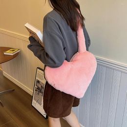 Shoulder Bags Women Plush Bag Large Capacity Heart Shape Fluffy Crossbody Soft Simple Commuting Cute Faux Fur Shopping