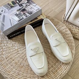 Luxury designer loafers suede leather shoes triangle buckle flat soft shoe polished leather platform women chunky low heel shoe