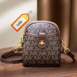 Shop Online Exit Super Popular 2024 Summer New Lightweight and High-end Mini Bag Packaging Mobile Phone Change Exquisite Crossbody Womens