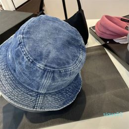 Classic Denim style bucket hat designers hats luxury sunshade men and women Elegant charm fashion trend Casual four Seasons gift summer hat