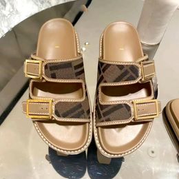 10A Feel di alta qualità Sandalo Schermo Summer Casual Scarpe Casualità Tela Designer Lumo Lady Sunny Genuina in pelle Slide Slide classiche da donna Sliders Regalo con scatola