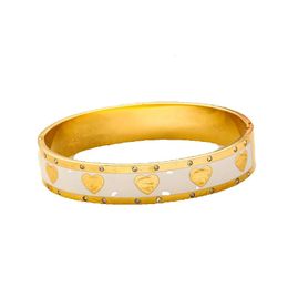 T Bracelets Cute Love Heart Gold Plating Staiess Steel Lucky Cuff Women Girls Wedding Party Charm Bangles Jewellery Gift GG