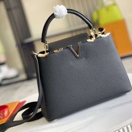 High Quality Handbag Luxury Designer Totes Bag Classic Flower Brown Top Handle Cross Body handbag Shell Leather Shoulder Inlaid with flower crown wholesale