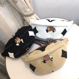 Yeni Göğüs Çanta Moda Omuz Çantası Crossbody Bag Günlük Çok Çok Çapraz Bag Çok Fonksiyonel Büyük Kapasiteli Modeli Spor Bellisi 5A