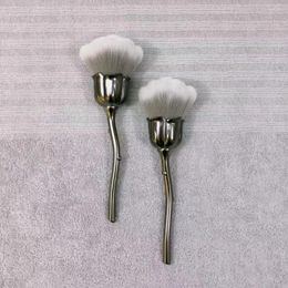 Makeup Brushes Fluffy Brush Large Soft Fibre Kabuki Powder Elegant Silver Grey Foundation Cosmetic Tool