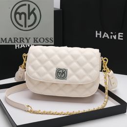 Designer Bags 2024 New Fashion Large Capacity Lingge Chain Small Fragrant Wind One Shoulder Crossbody Postman Bag Replacement MARRY KOSS