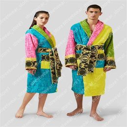 V Ersacee Robe Men's Sleepwear Mens Womens Shawl Collar Cotton Soft Fluffy Designer Brand Luxury Vintage Bathrobe Pajamas Unisex Lovers Dressing Gown 722