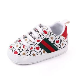 2024Kids Shoes Designer Casual Bee Sneakers Toddler Baby Shoes Kids Youth Sneakers Baby Boys Girls Kids Black White Pink Luxury brand sneakers 0-12cm RR2