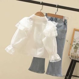 Clothing Sets 2023 Autumn New Girls Clothing Sets Personalized Lace Doll Neck Shirt+Pearl Bow Jeans Set Ladies Style Spring Childrens Suit
