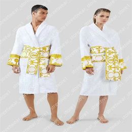 V Ersacee Robe Men's Sleepwear Mens Womens Shawl Collar Cotton Soft Fluffy Designer Brand Luxury Vintage Bathrobe Pajamas Unisex Lovers Dressing Gown 535