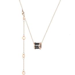 Pingente de jóias femininas designer preto t rosa clavícula corrente pacote homem ouro designer colar presente da menina gg