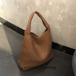 Designer Bottegs Arco Tote Venetas Bag Linyan Womens 2024 New Large Capacity Versatile High Grade Handmade Woven Single Shoulder Handpicked Mother VW53 W3JO