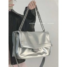 Shoulder Bags Chain Designer Handbags Underarm Tote Bag For Women New Niche Silver Briefcase Fashion Crossbody Bags 240311