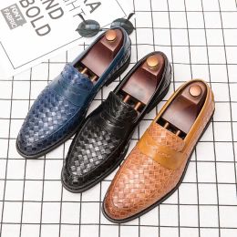 Men's Spring and Autumn Shoes Brand Woven Leather Casual Men's Loafer Driving Moccasins Flat Shoes Zapatos Hombre