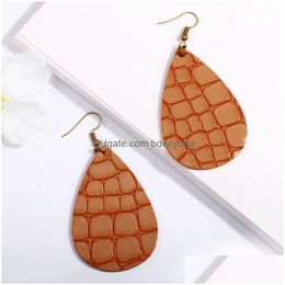 Dangle & Chandelier Retro Pu Leather Plaid Pendant Alloy Earrings Dangle For Women Girl Beach Party Club Decor Fashion Jewellery Drop D Dhfr4