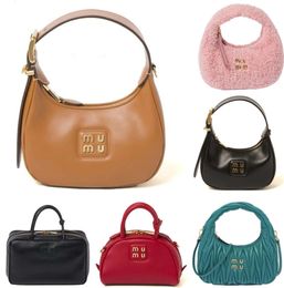 10a Miui Wander Shoulder bag Matelasse bowling tote Designer for Womens man leather Luxurys Bags top handle mini Cross Body Clutch handbag pochette half moon232