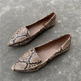 Shoes pointed toe serpentine flat shoes woamn new designer mixed Colour snake pattern moccasins soft bottom shallow mouth flats women