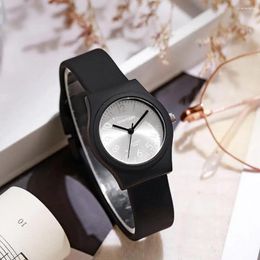 Wristwatches Women Watch Round Dial Candy Color Silicone Strap Quartz Movement Ladies Girls Casual Wristwatch Fashion Jewelry Birthday Gift