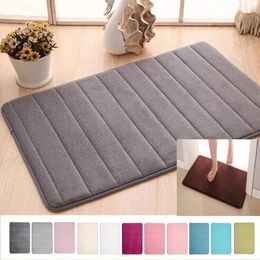 Carpets Thickened Coral Velvet Slow Rebound Memory Foam Carpet Floor Mats Bathroom Water-absorbent Non-slip Foot