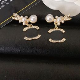 Earrings 18K Gold Plated 925 Silver Luxury Brand Designers Letters Stud Geometric Famous Women Rabbit Head Crystal Rhinestone Pearl Earring Wedding Party Jewerlry
