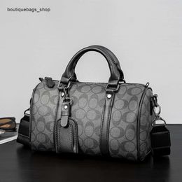 Cheap Wholesale Limited Clearance 50% Discount Handbag Trendy Mens New Casual Bag Versatile Single Shoulder Street Outdoor Couples Trendy