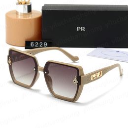 Fashion Designer Sunglasses Classic Eyeglasses Goggle Outdoor Beach black Sun Glasses for Man Women Optional Triangular Signature Sun glasses With box
