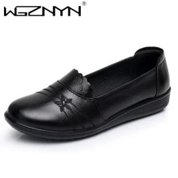 Boots 2021 High Quality Mom Shoes Genuine Leather Flats Non Slip Adult Leather Shoes Women Brand Loafers Shoes Women Zapatos De Mujer