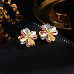 New Style Fashion Vintage Leaf Clover Earrings for Women Desinger Stereoscopic Simple Earrings Titanium Steel Wedding Jewellery Birthday Gift
