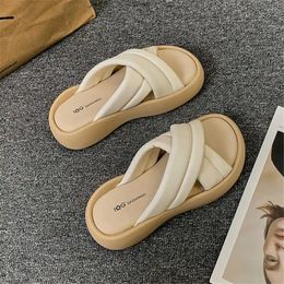 Slippers Spa With Strap Summer Woman Women White Sandals Red Shoes For Sneakers Sports Tenismasculine Expensive