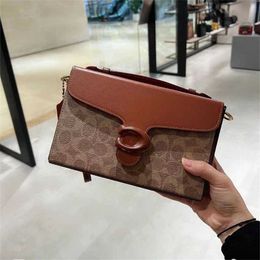 Classic Logo Shoulder Handbag with Flower Collar Leather Crossbody for Women 70% Off Store wholesale