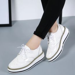 Boots 2022 Spring Women Platform Flats Female Casual Lace Up Oxford Shoes Autumn Fashion Vintage Striped Thick Bottom Brogue Shoes