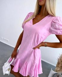 Casual Dresses Women's Dress 2024 Floral Pattern Eyelet Embroidery V-Neck Short Sleeve Pink Mini