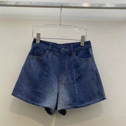 Free Shipping 2024 Blue Letter Straight Loose Buttons Short Women's Jeans Designer Women's Denim Short Pants 31714