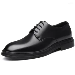 Sapatos de vestido masculino formal couro italiano pele para homens elegante casual negócios luxo social sapato masculino