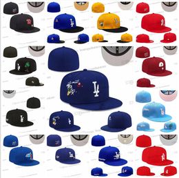 66 Colors Mens Flat Full Size Closed Caps Fashion Hip Hop Hearts Grey Blue Black Letter Chicago Baseball Sports All Team Fitted Hats Love Hustle VIP13-04