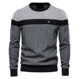 Sweater Men Autumn New Stripe Stitching Long Sleeve Mens Sweater Fashion Round Neck Casual