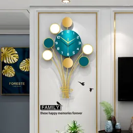 Wall Clocks Luxury Clock Balloon Living Room Decoration Digital Watches Art Nordic Big Modern Design Home Decor Reloj