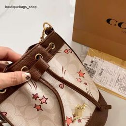 Cheap Wholesale Limited Clearance 50% Discount Handbag Travel Master Spliced Underarm Bag Autumn/winter New Handheld High Quality Single Shoulder Oblique Straddle