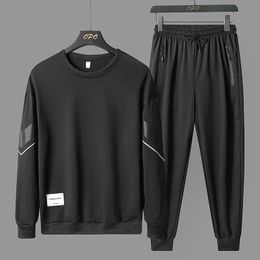 Tracksuit Men Casual Long Sleeve Mens Two Piece SweatshirtPants Set Hip Hop Fashion Streetwear Autumn Men Set 5XL 240315