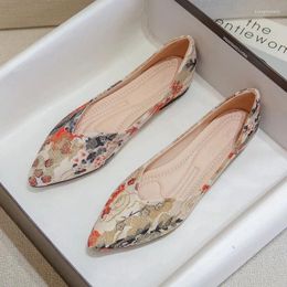 Casual Shoes 2024 Summer Fashion Soft-soled Flat Retro Pointed Print Elegant Daily Women Moccasine Zapatos