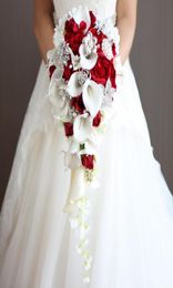 Artificial Pearl And Crystal Bridal Bouquet Ivory Brides Handmade Brooch Bouquet Noiva Red Cascading Wedding Bouquet Waterfall7049700