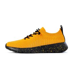 HBP Non Brand Hot Sale Yellow Walking Sport Shoes for Men Women for Summer Autumn Winter with Fabric and Eva Insoles