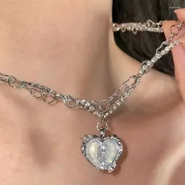 Pendant Necklaces Vintage Punk Split Love Heart Zircon Necklace For Women Korean Fashion Clavicle Chain Party Aesthetic Jewelry Y2K