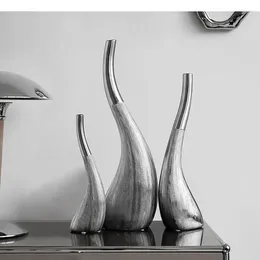 Vases Creative Silver Curve Ceramic Vase Table Decoration Living Room Abstract Crafts Alien Artwork Home