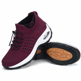 HBP Non-Brand Low Price Sale Red Running Socks Outdoor Casual Shoes Sport Shoe Woman Fashion Sneaker