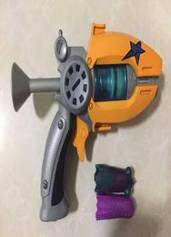 Gun Toys 22cm Blue Purple oppo bag Generation 1 Slugterra Gun Toy with 2 Bullets 1doll 5 air soft bullets Boy Pistol slug terra Gu9543388