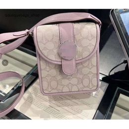 Cheap Wholesale Limited Clearance 50% Discount Handbag Hong Kong New Lonnie Bag One Shoulder Flip Camera