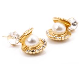 Hanqing French fashion retro star with the same shell open Mussel design diamond pearl earrings