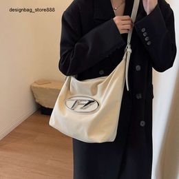 Cheap Wholesale Limited Clearance 50% Discount Handbag Large Capacity Bag for Women New Simple and Versatile One Shoulder Crossbody with High Quality Popular Tote